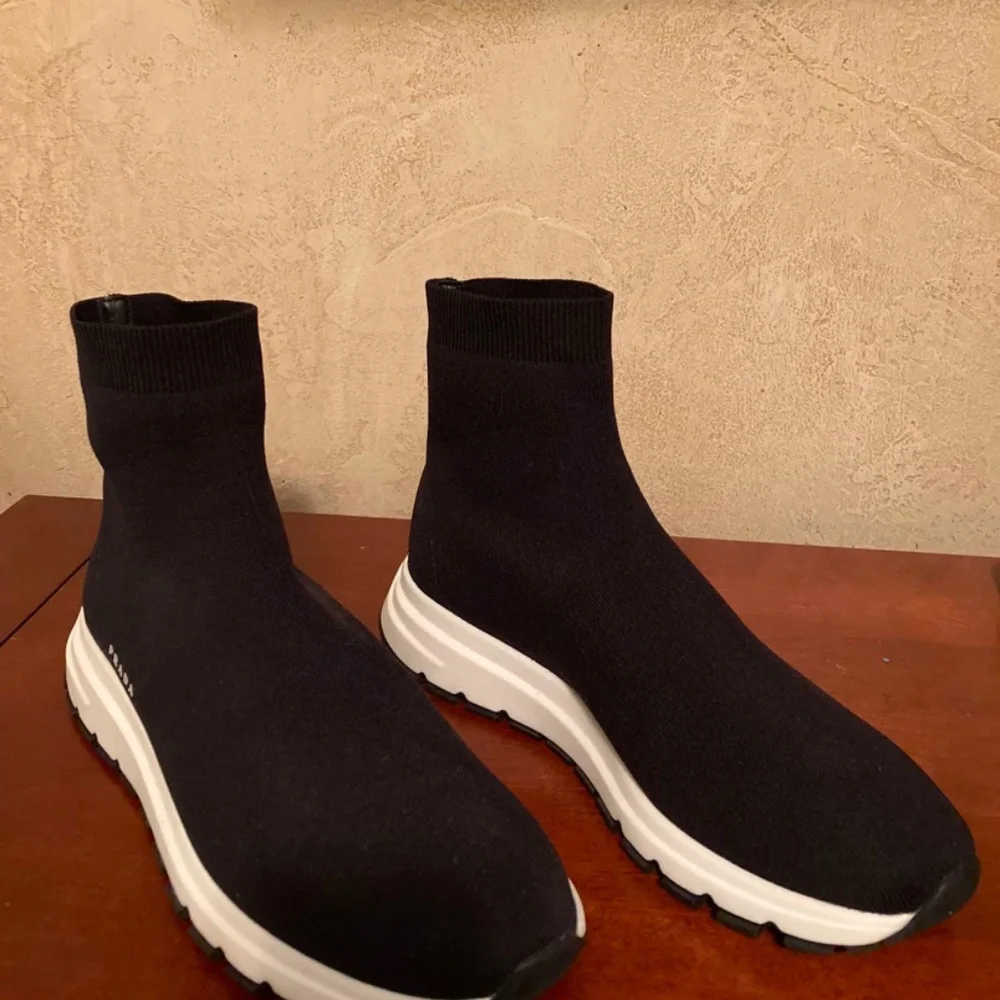 Mens Prada Shoes 9 1/2 - Picture 11 of 12
